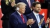 Kandidat presiden dan wakil presiden AS dari Partai Republik, Donald Trump (kiri) dan JD Vance, hadir dalam Konvensi Nasional Partai Republik di Milwaukee, Wisconsin, pada 15 Juli 2024. (Foto: Reuters/Jeenah Moon)