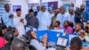Shugaba Muhammadu Buhari A Offisin Kamfen Dinsa Yayin Da Ake Jiran Sakamakon Zabe
