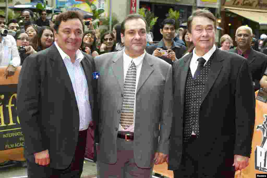 رشی کپور نے 2011 میں اپنے بھائی رندھیر کپور اور راجیو کپور کے ساتھ ٹورنٹو میں ہونے والی ایک فلمی تقریب میں اکٹھے شرکت کی تھی۔ اس دوران تینوں بھائیوں نے ساتھ کھڑے ہو کر ایک تصویر بھی کھنچوائی تھی۔ 
