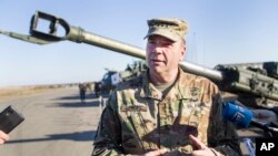 Архівне фото. Колишній командувач Сухопутних сил США в Європі, генерал у відставці Бен Годжес. Фото зроблене під час навчань НАТО у Литві. AP Photo/Mindaugas Kulbis
