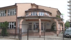 Zgrada Osnovne škole "Braća Aksić"