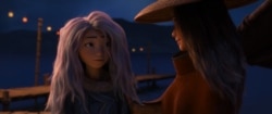 Karakter Sisu disuarakan oleh aktris Amerika keturunan Korea Selatan, Awkwafina. (Foto: Courtesy/Disney Media and Entertainment Distribution).
