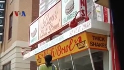Restoran Hot Dog Terkenal Milik Muslim di Washington DC