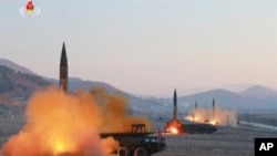 запуск ракет у КНДР