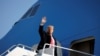 Президент США Дональд Трамп перед відправленням до Техасу, 12 січня 2021 року