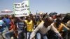 Ma'aikatan Hakar Mu'adinai Sun Yi Zanga Zanga a Rustenburg