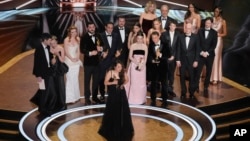 "Anora" en iyi film dahil beş büyük ödülün sahibi oldu.