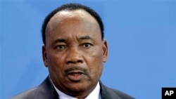 Shugaba Mahammadu Issufu na Nijar