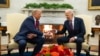 Байден на зустрічі з Трампом у Білому домі наголосив на “плавному переході” влади