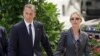 Hunter Biden, putra Presiden AS Joe Biden, tiba di pengadilan federal bersama istrinya Melissa Cohen Biden, di Wilmington, Delaware, AS, Senin 3 Juni 2024.
