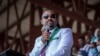 Perdana Menteri Ethiopia Abiy Ahmed berbicara dalam sebuah kampanye di salah satu stadion di Kota Jimma, Oromia, Ethiopia, pada 16 Juni 2021. (Foto: AP/Mulugeta Ayene)