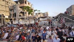Palasdinawa su na Sallah Idi a Khan Yunis da ke kudancin Gaza