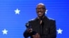 Komedian Eddie Murphy akan Menerima Penghargaan Cecil B. DeMille di Golden Globes