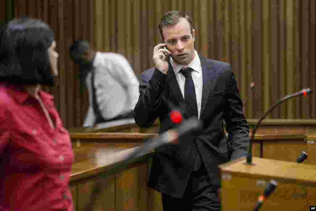 Oscar Pistorius a babbar kotun Pretoria. 