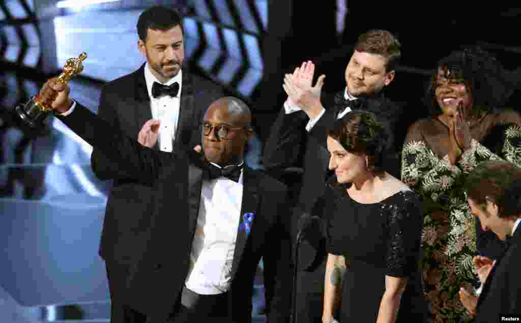 Hotunun Bikin Gasar Oscar Ta Fina-Finan Hollywood "Oscars 2017", Fabrairu 27, 2017 Darekta Barry Jenkins.