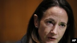 조 바이든 대통령 당선자가 국가정보국장으로 지명한 아브릴 헤인즈 전 중앙정보국(CIA) 부국장이 19일 상원 정보위원회 인준 청문회에서 증언하고 있다. 